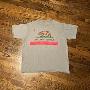 Gray California Republic Men's T-Shirt